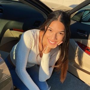 Meet your Posher, Imani